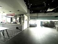 Starhub Green (D14), Retail #604231011